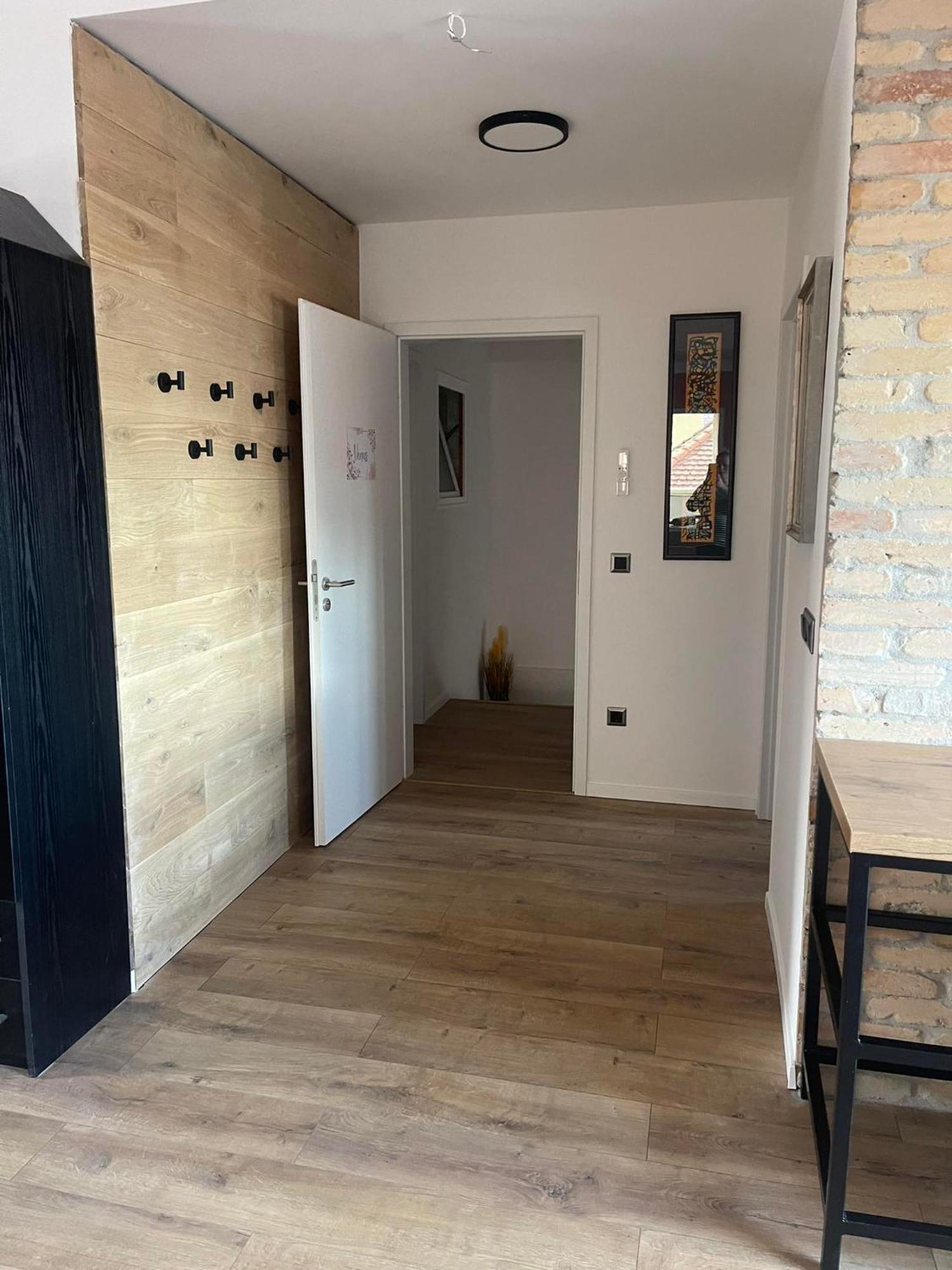Hotello Apartmanhaz Es Panzio Zalaegerszeg Exterior photo